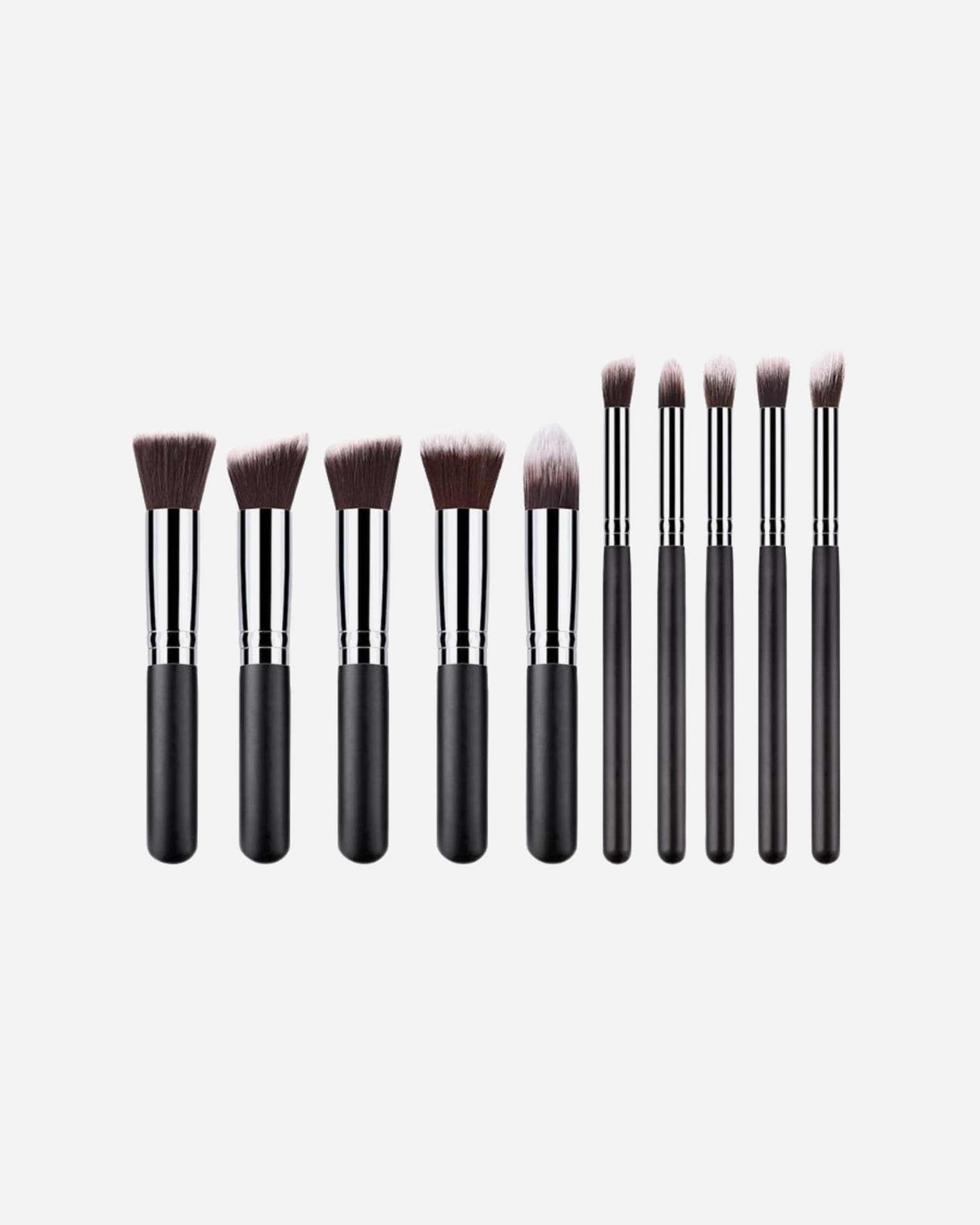 Sada štetcov na make-up Technique Pro - čierna/strieborná