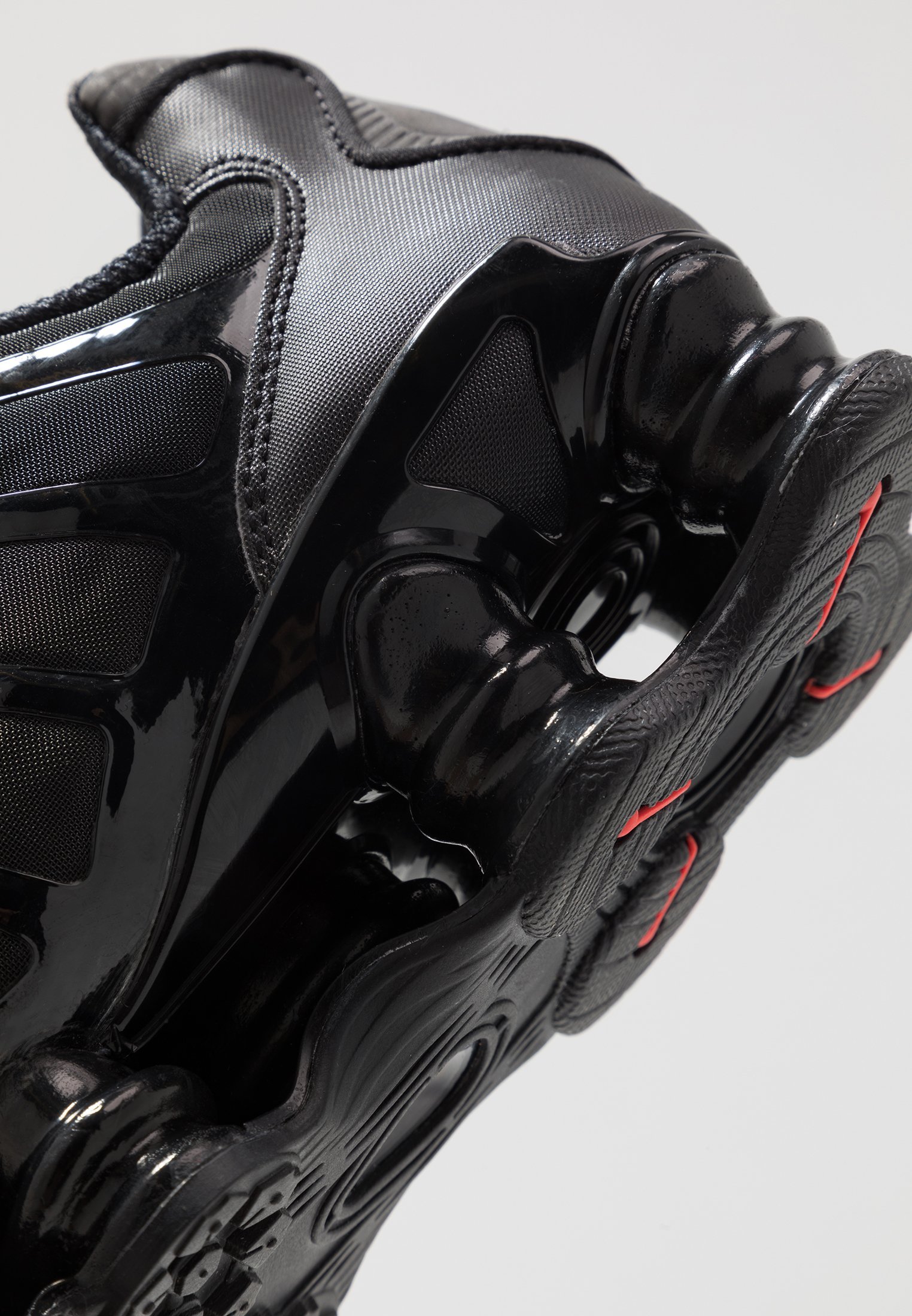 Tênis Nike Sportswear SHOX TL - preto/hematita metálica/laranja máximo