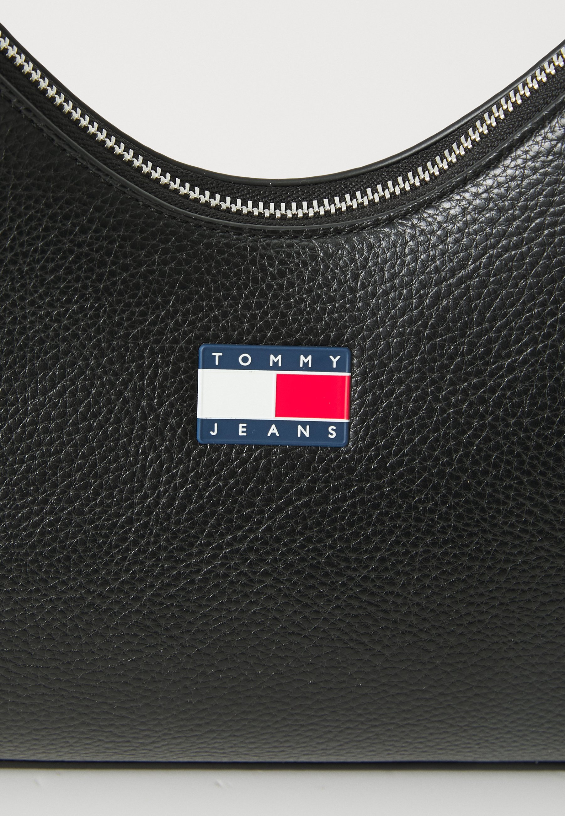 Tommy Jeans MUST SCHOUDERTAS - Handtas - zwart