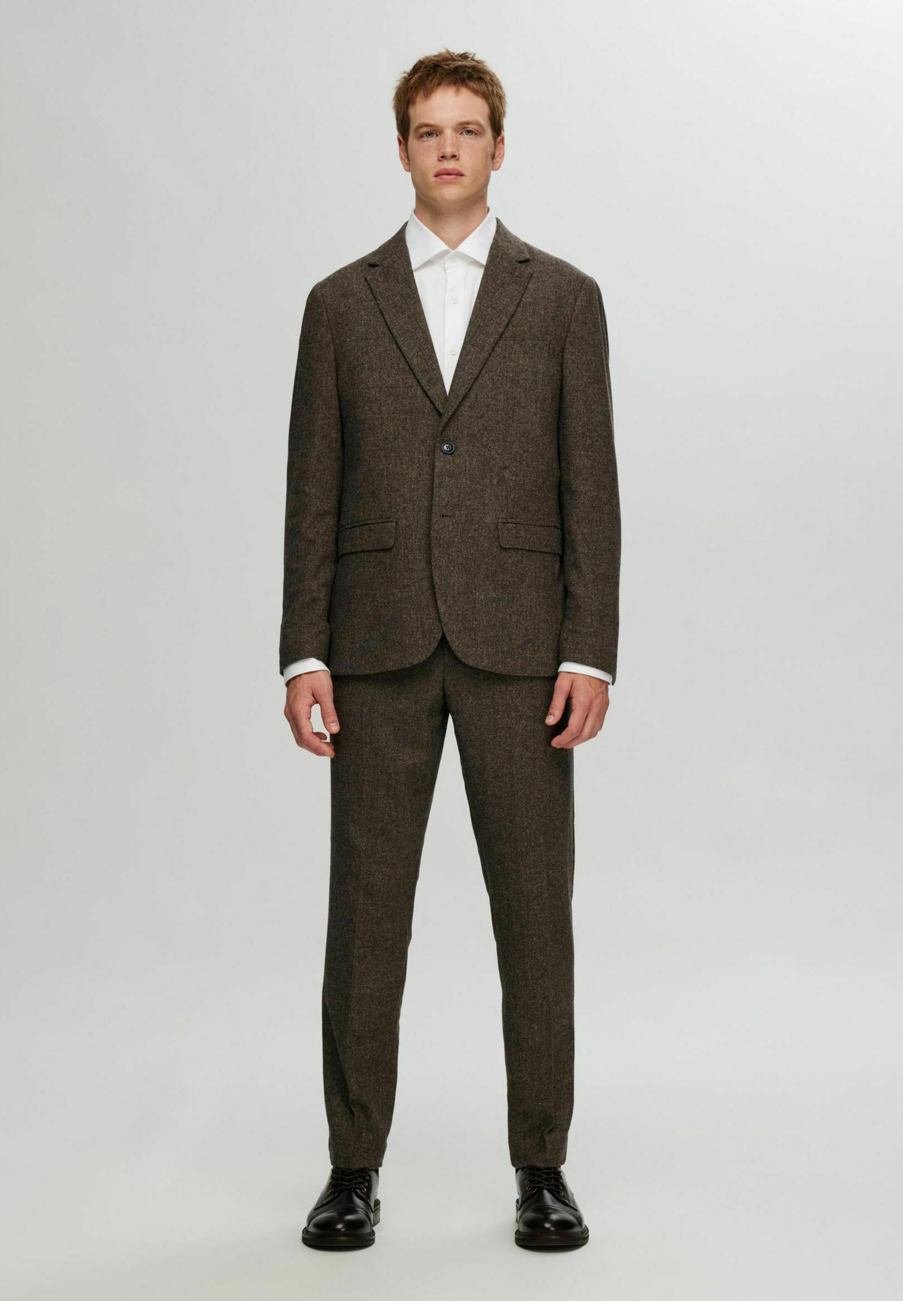 Geselecteerde Homme geruite chino's - brownie