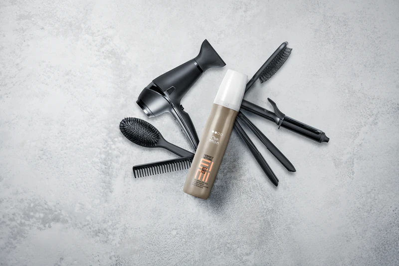 Wella Professionals Eimi Spray Fixador Perfeito para Brilho e Maciez dos Cabelos