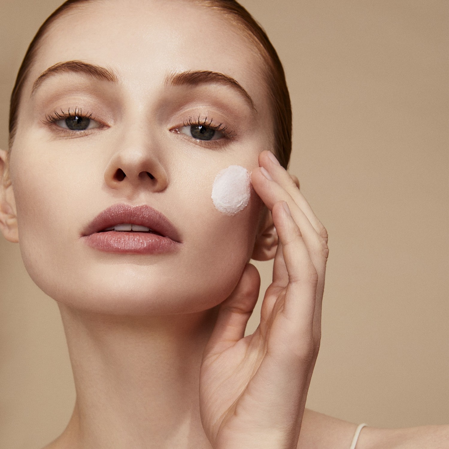 Clé de Peau Beauté Exfoliante facial Exfoliante de arcilla refinador de la piel - 90 ml