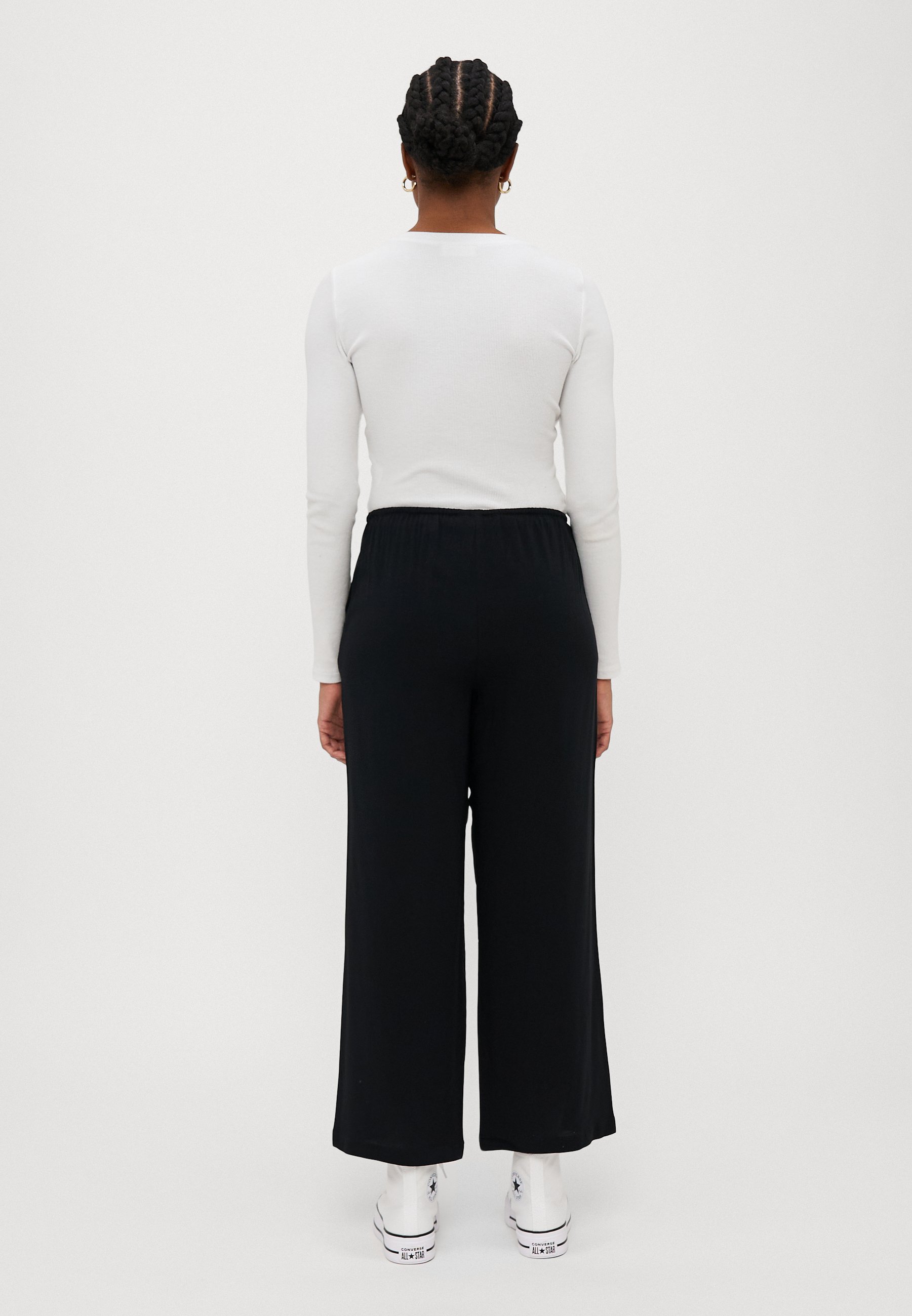 Vero Moda Petite VMEASY WIDE - Kangashousut - blackVero Moda