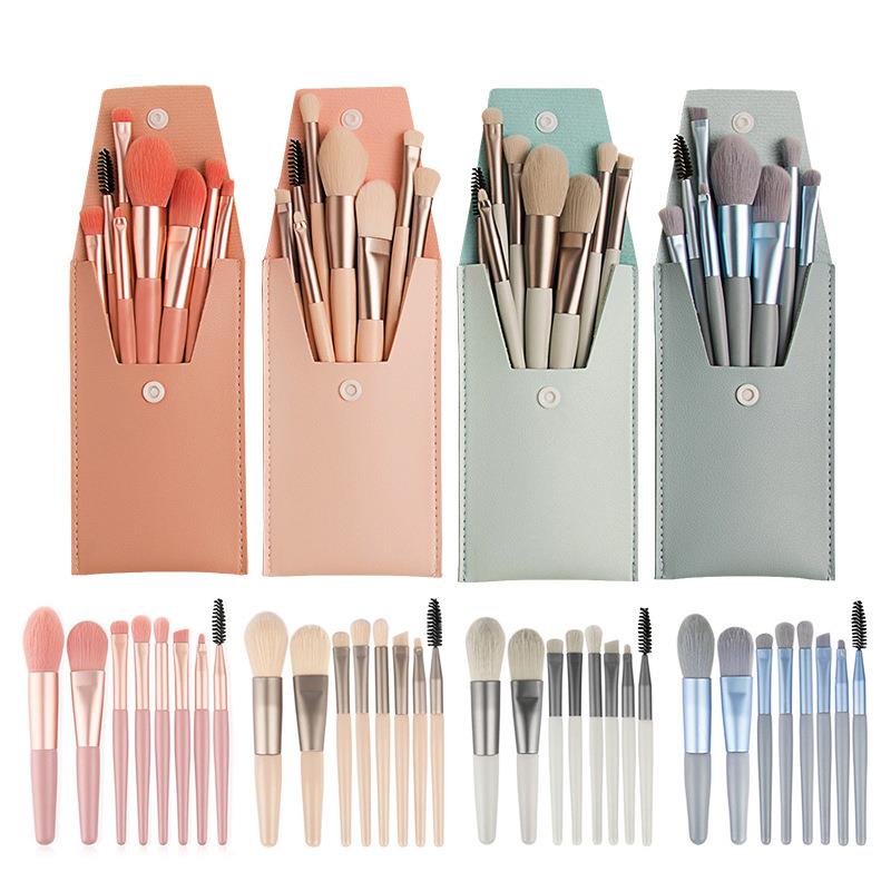 Conjunto de 8 Mini Pincéis de Maquiagem Unicórnio para Viagem - Portáteis e Macios - para Corretivo, Base, Sombra e Cílios