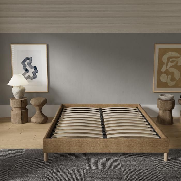 Bett mit Lattenrost 140 x 200 cm – Brauner Stoffbezug – Stabil und robust – Verstärkte Mittelbeine