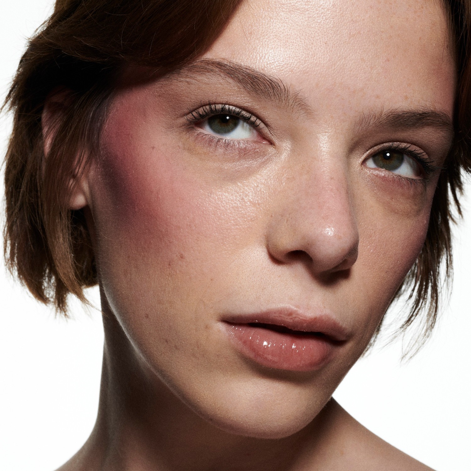 Tekutá lícenka MAC Blush Strobe Strobe Beam - 4,3 ml