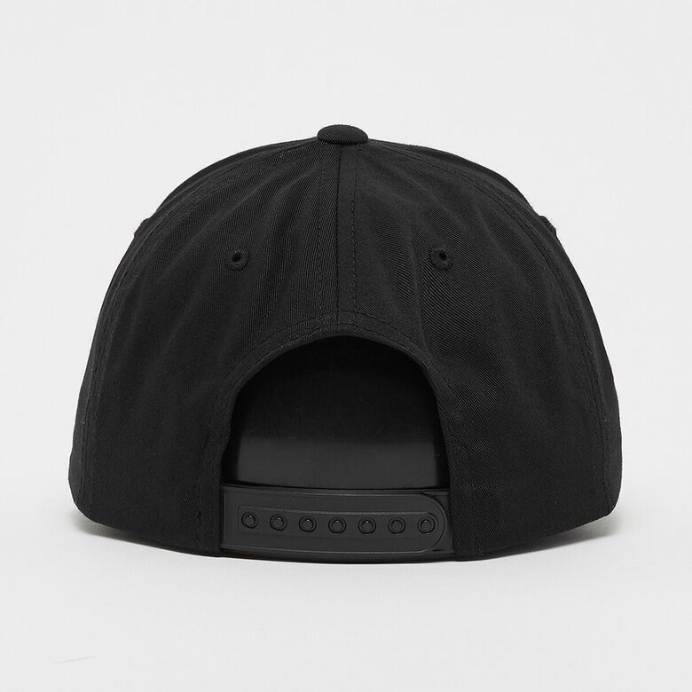 Zakrzywiony klasyczny snapback