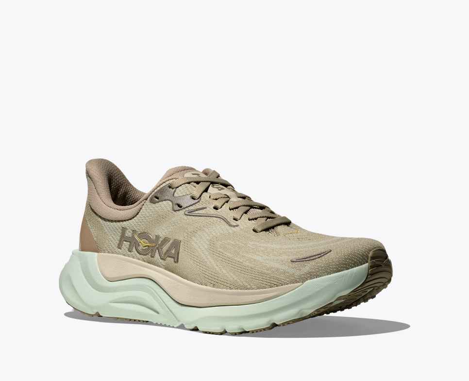 HOKA Arahi 8 grzybów boczniakowych / sól truflowa