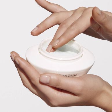 Kérastase Nutritive Masquintense Riche Syväravitseva Hiusnaamio Erittäin Kuiville Hiuksille 200 ml