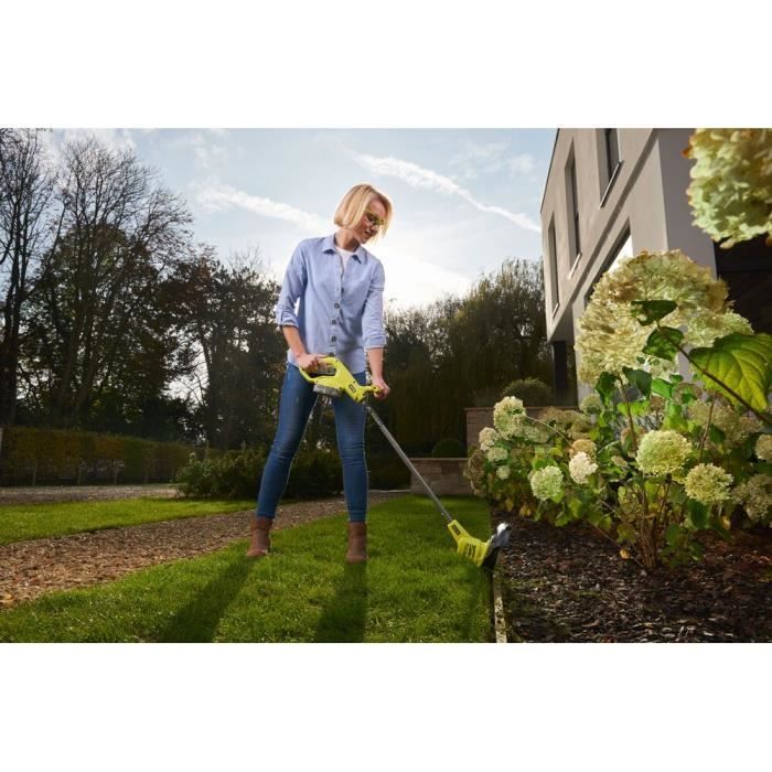 RYOBI One+ RLM18X33B40 Cordless Lawnmower + Trimmer, 18V, 33cm cutting width, 1 x 4Ah battery and charger included