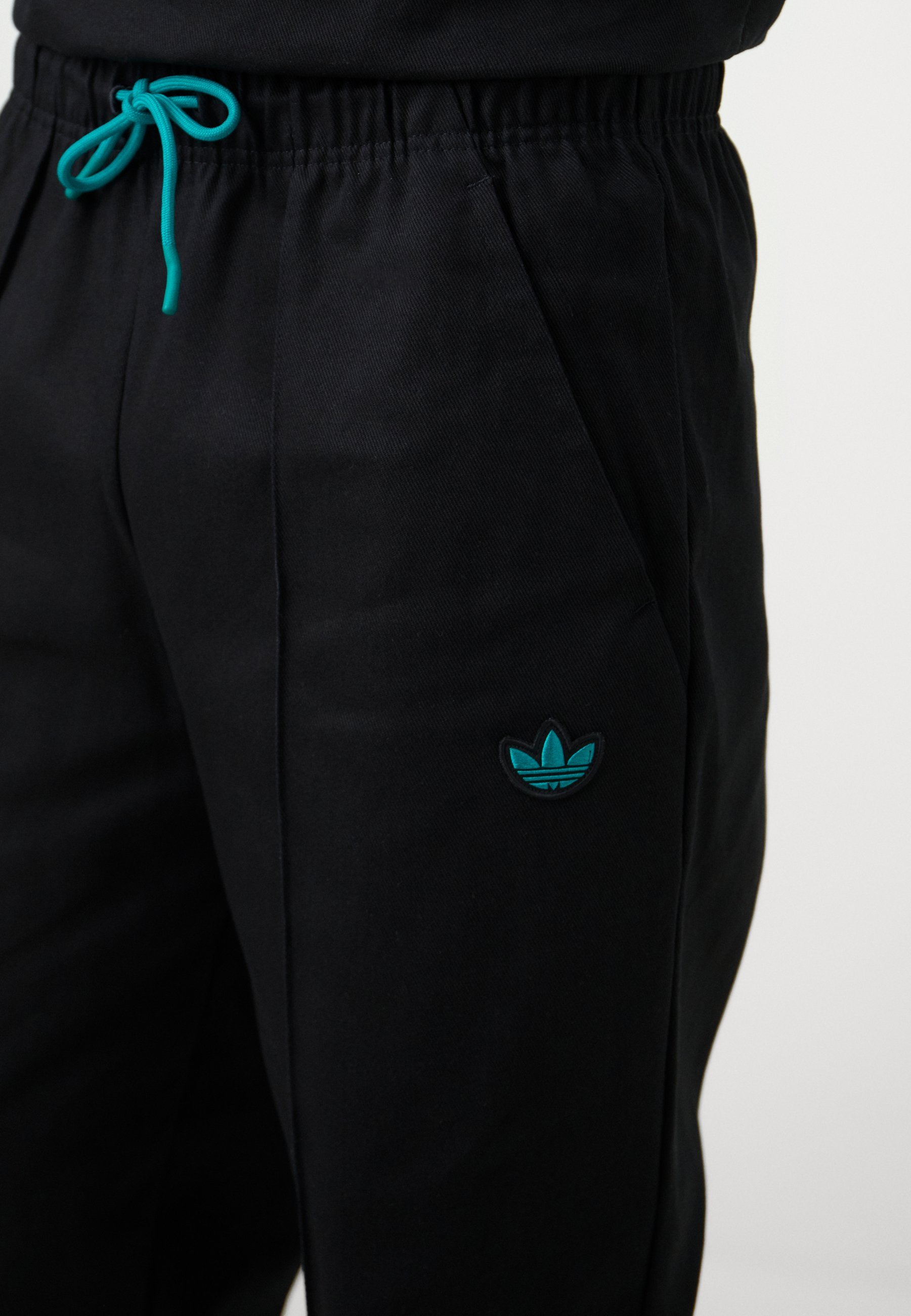 adidas Originals LIVERPOOL FC ICON DRILL PANTS - Clubkleding - zwart