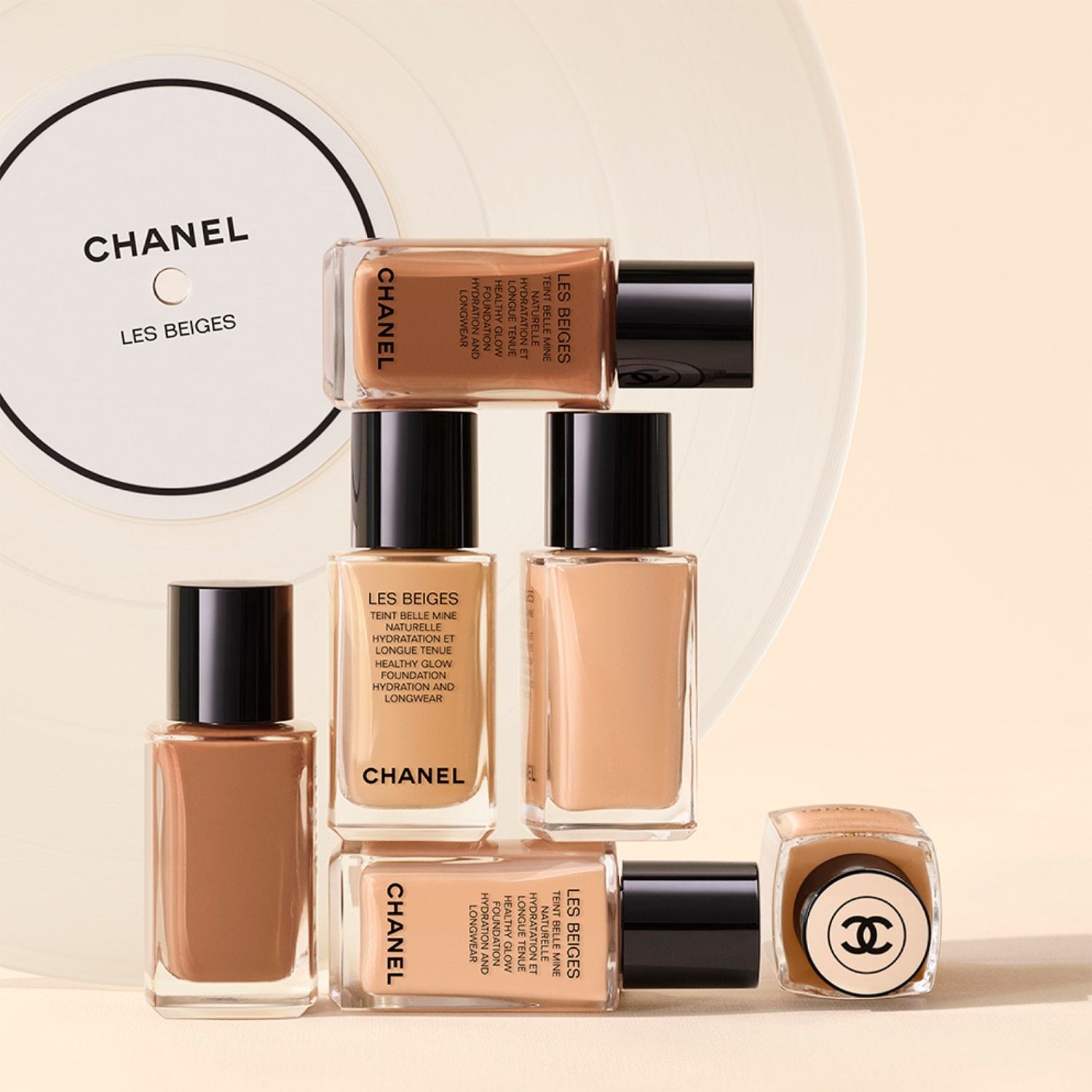 CHANEL Foundation LES BEIGES TEINT BELLE MINE NATURELLE HYDRATATION ET LONGUE TENUE - 30 ml