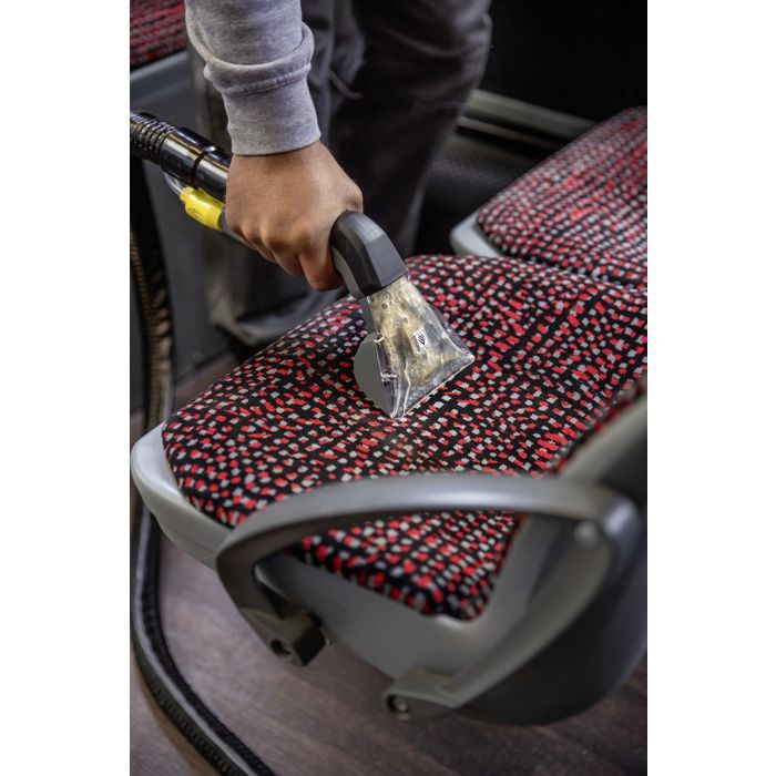 Limpiadora/inyectora de alfombras profesional Karcher Puzzi 8/1 - Potencia de 1200 W - Capacidad de 8 L