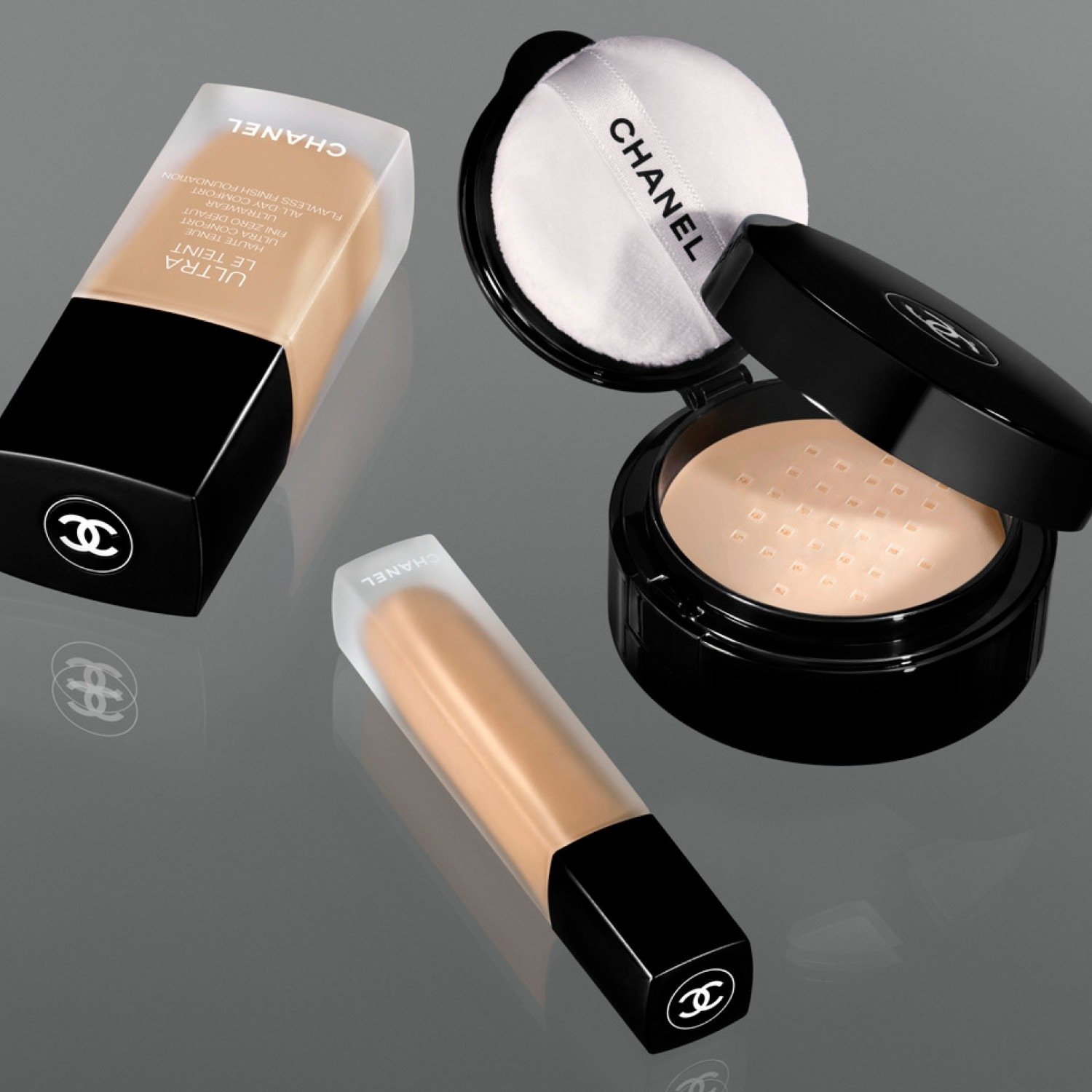 CHANEL ULTRA LE TEINT HIGH-HANDLE maskuoklis – 8,5 g