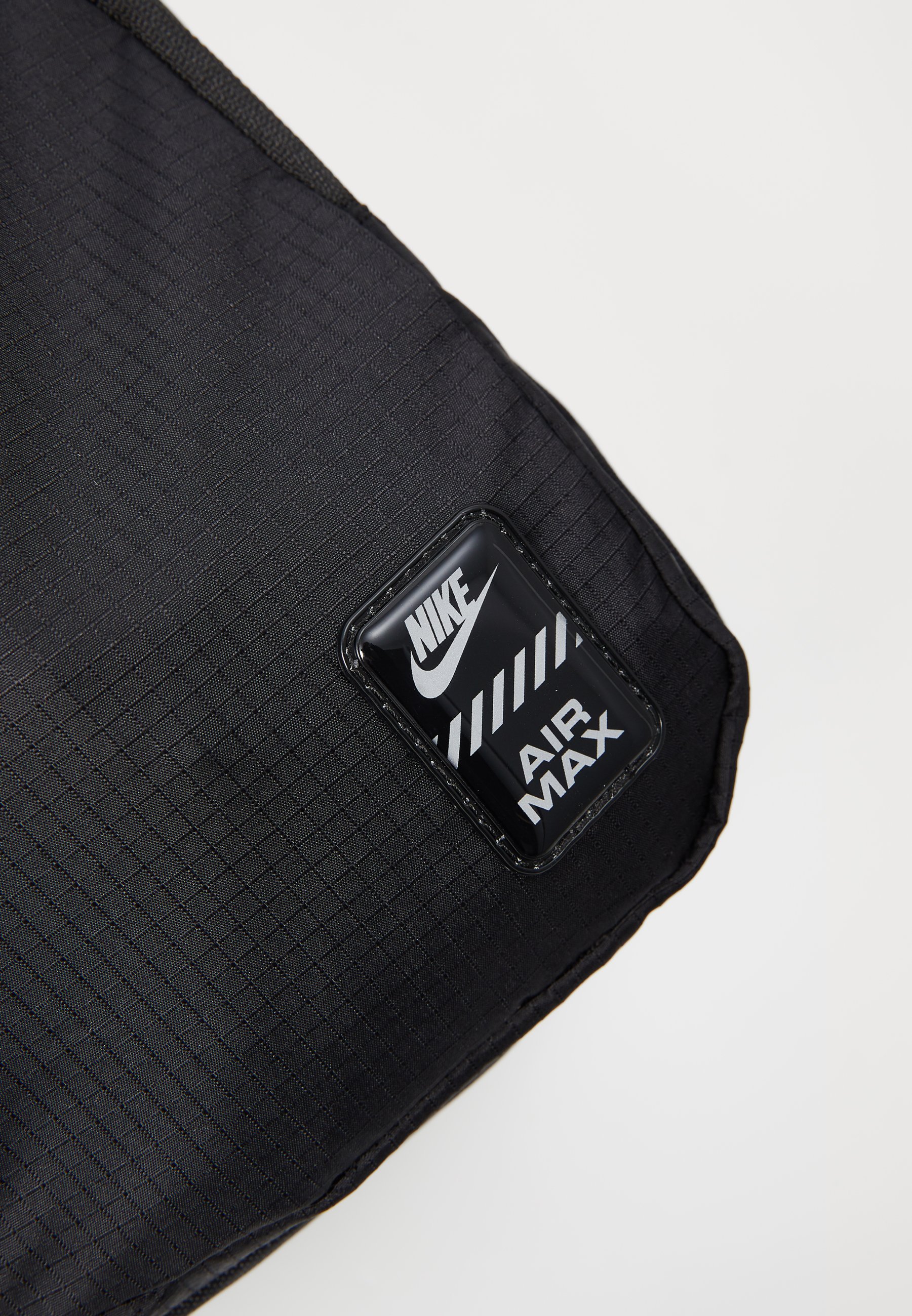 Nike Sportswear schouder- en crossbodytassen