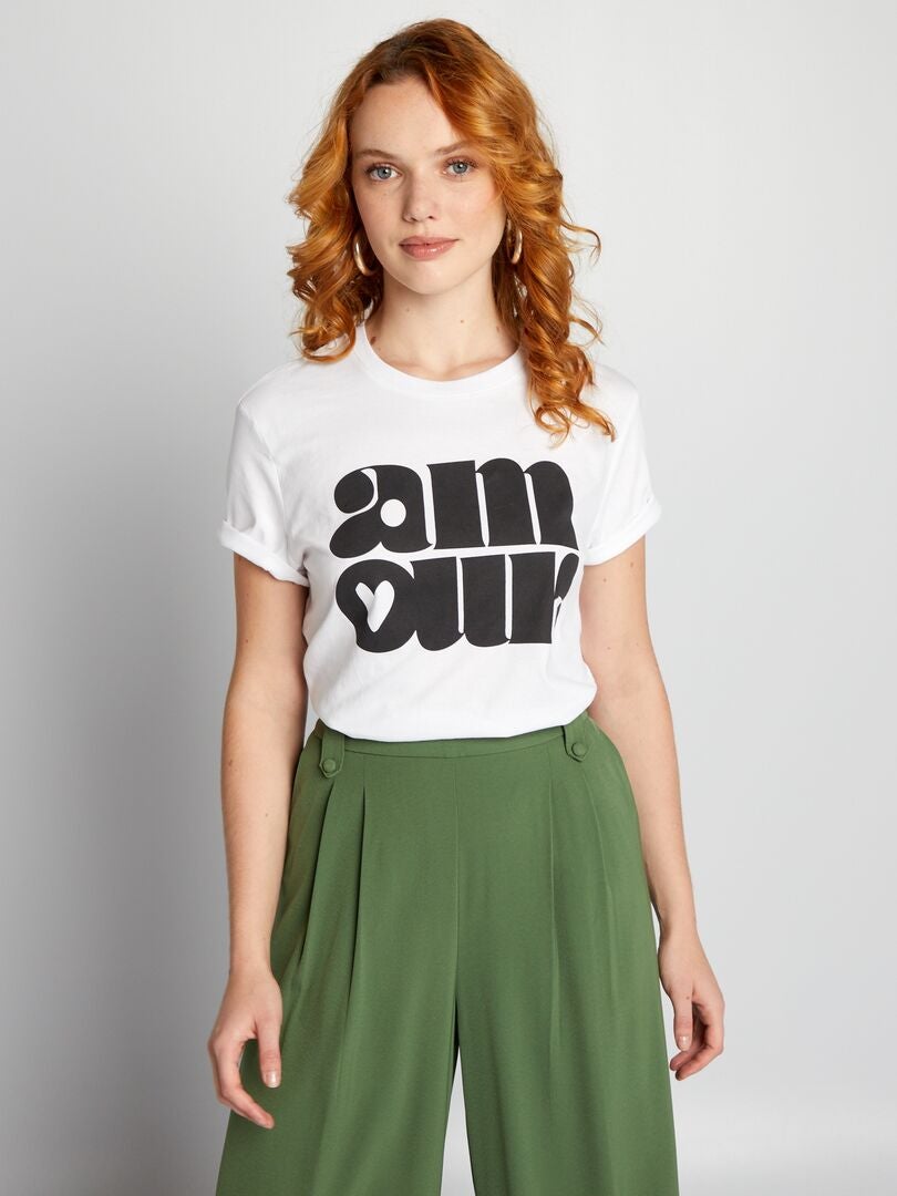 Camiseta 'Corações' - BRANCA