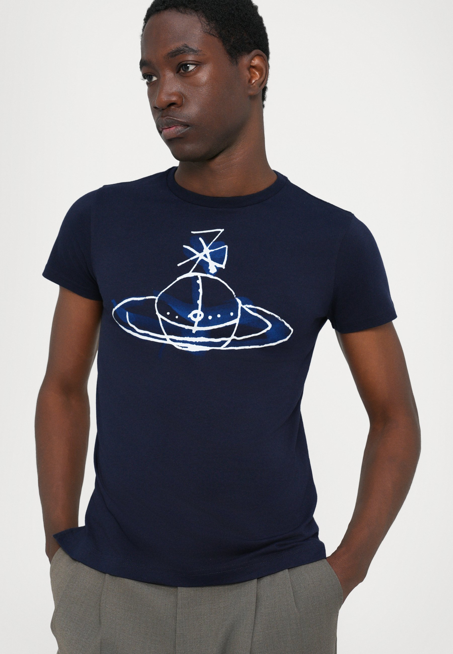 Vivienne Westwood DRAWN ORB PERU UNISEX - Triko s potiskem - navy