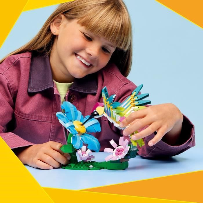LEGO Creator 3 in 1 31384 Animali selvatici: Il colibrì colorato - Set di costruzioni per bambini dagli 8 anni in su