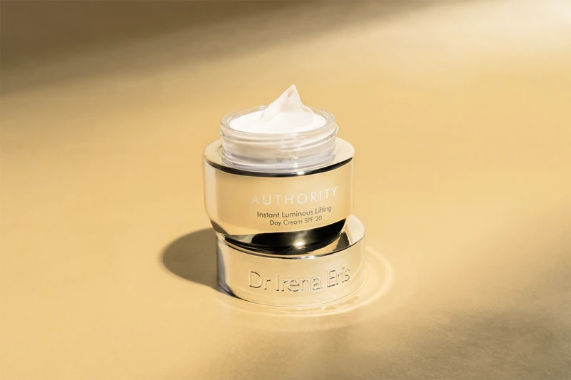 Dr. Irena Eris Authority pretgrumbu liftinga dienas krēms ar SPF 20
