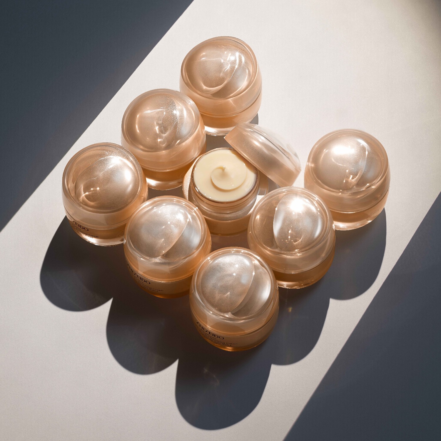 Shiseido Benefiance noćna krema protiv bora - 50 ml