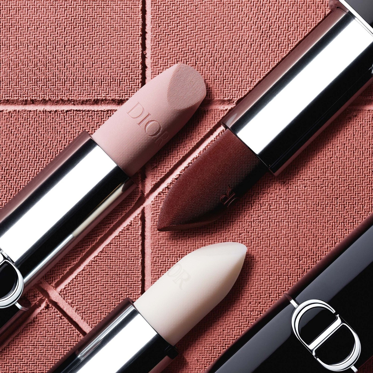 DIOR lūpu balzams Rouge Dior lūpu balzams - 3,2 g