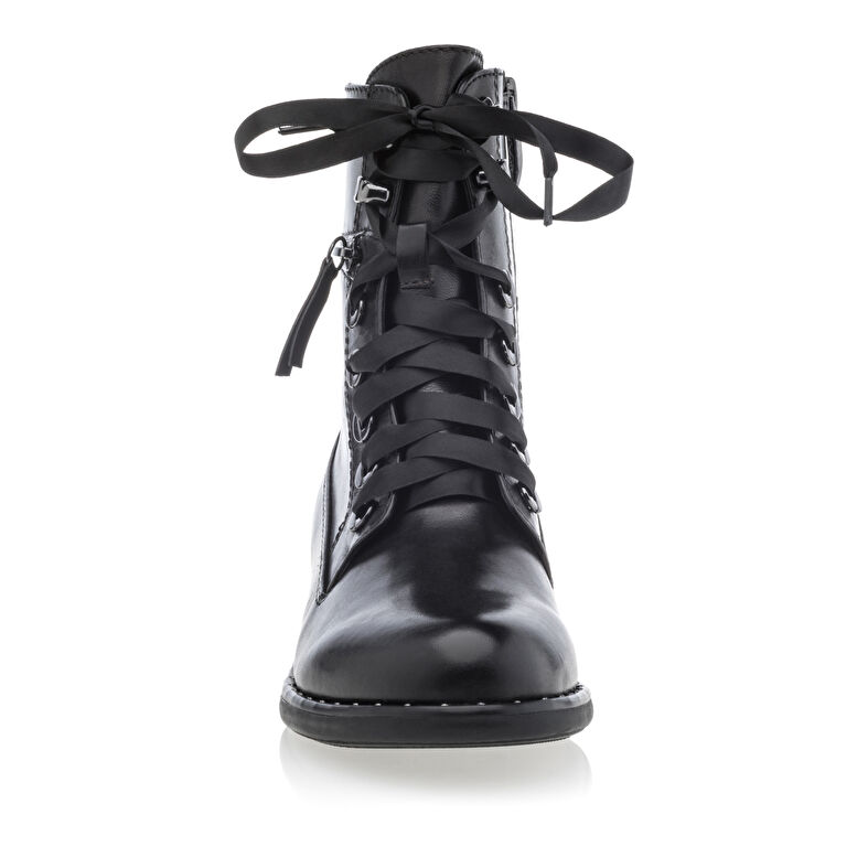 Botas negras de mujer / Botines