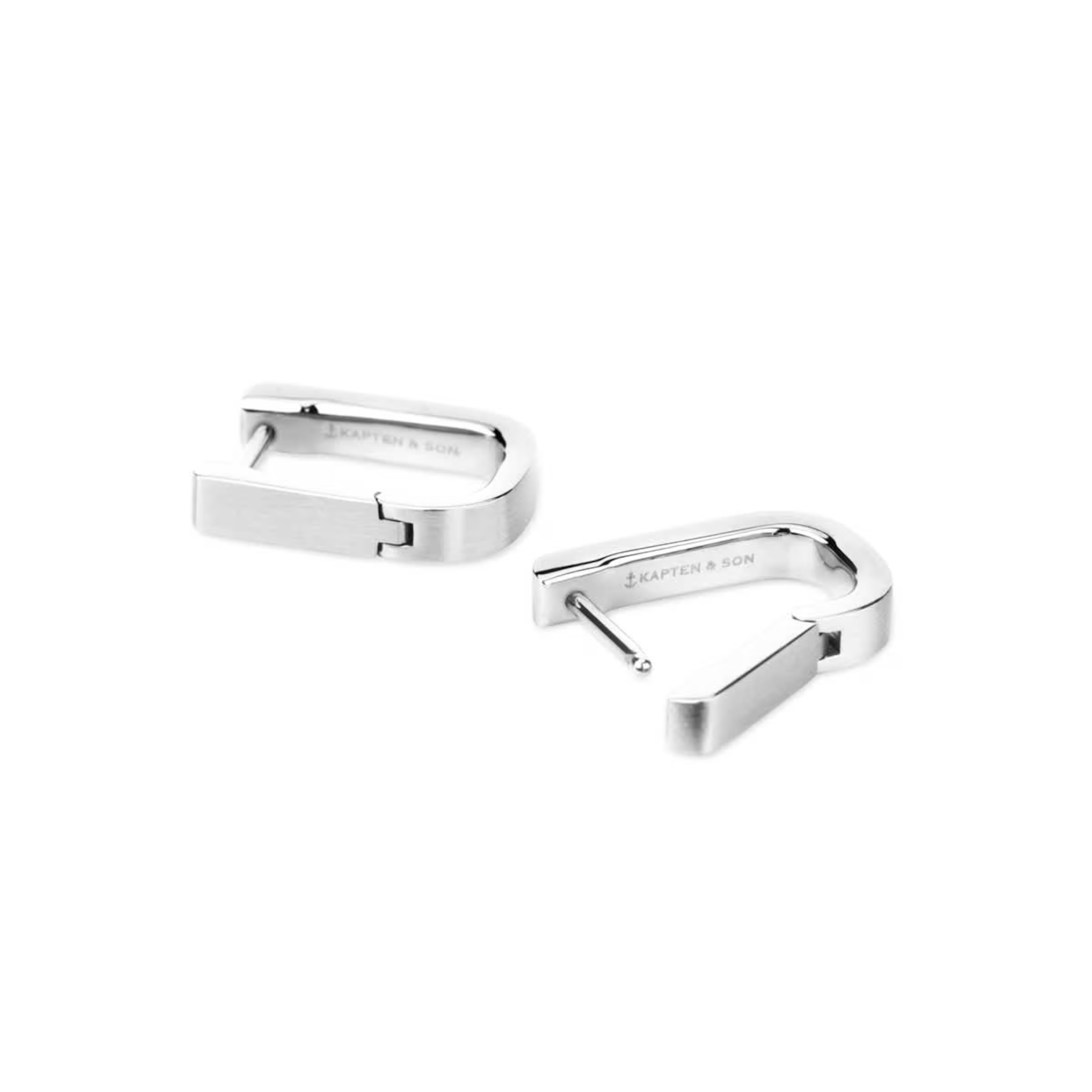 Boucles d'oreilles créoles audacieuses argentées