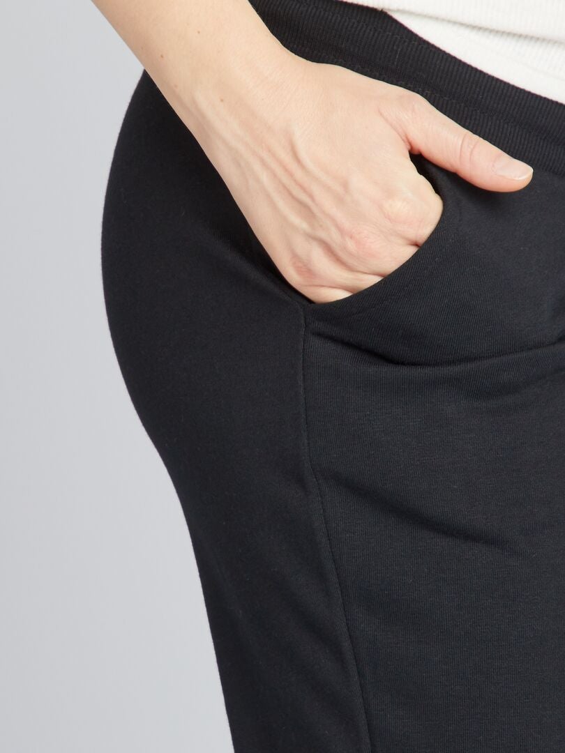 Calça de moletom para gestantes - PRETA