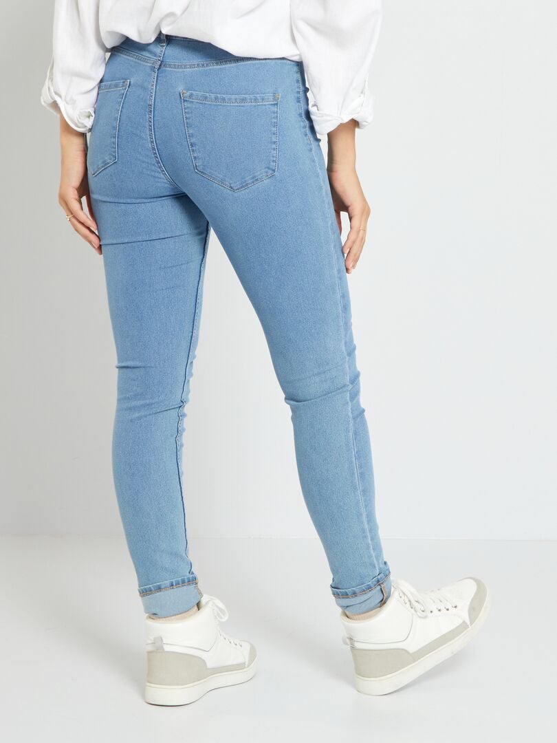 Calça jeans skinny / corte bem justo - AZUL