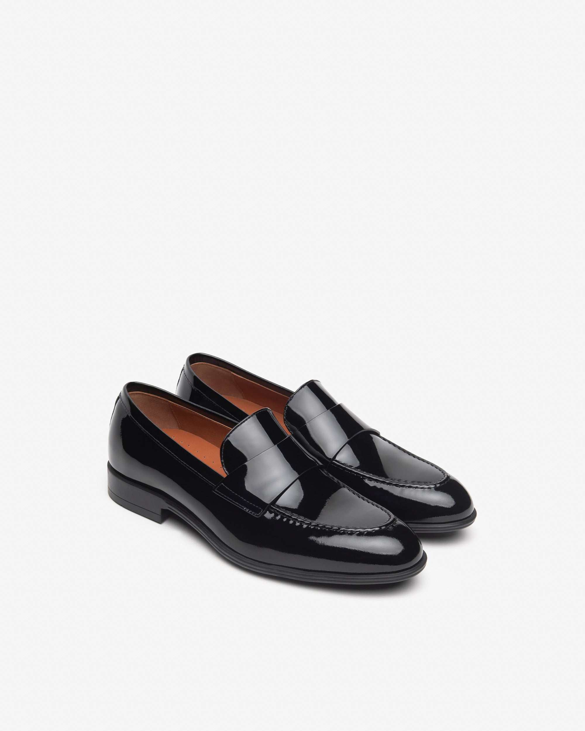  Mocassins en cuir verni pour hommes
