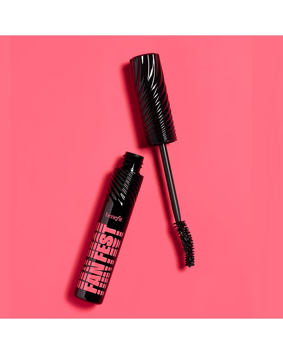 RIMEL BENEFIT COSMETICS FAN FEST RIMEL PENTRU VOLUMIZARE ȘI EVENIMENTARE - MINI