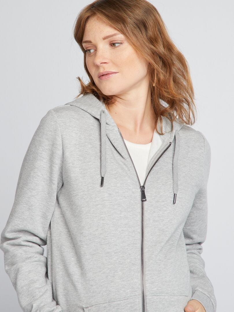 Blusa de moletom com zíper para gestantes em tecido fleece - CINZA