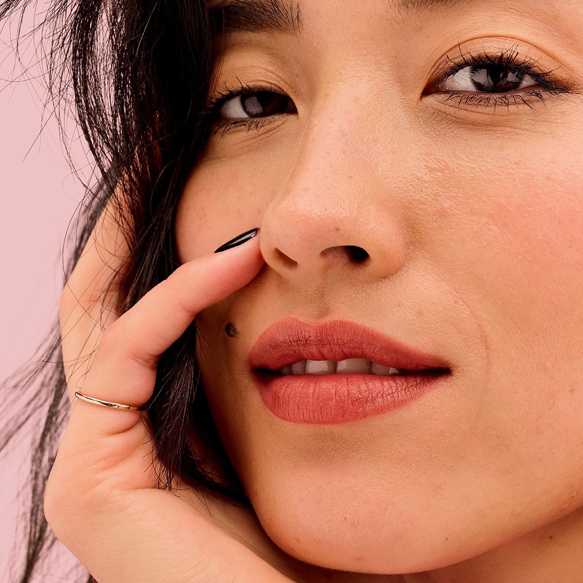 „Benefit Lipstain“ lūpų dažai ir atspalviai – 6 ml