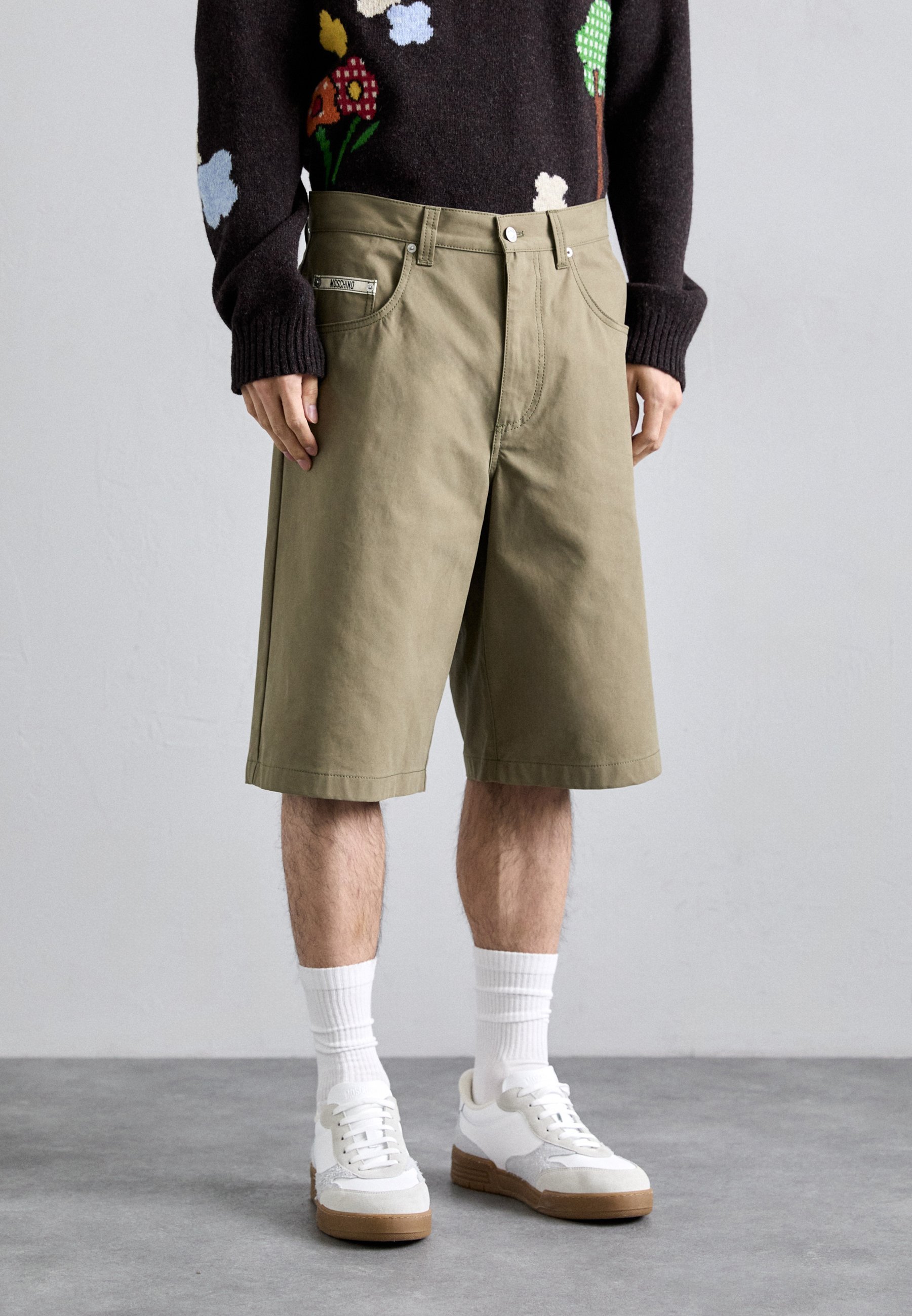 MOSCHINO TAPE - Pantaloncini - verde