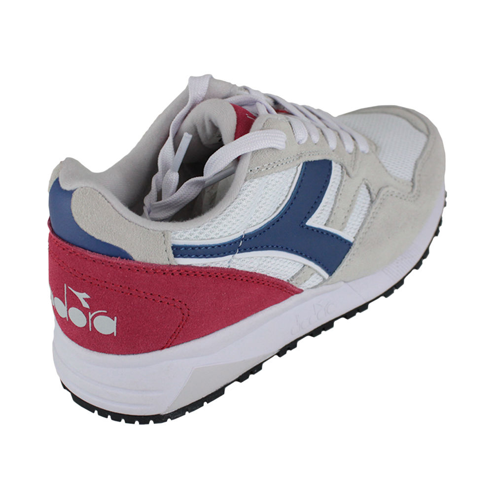 Zapatillas Diadora N902 S 501.173290 01 C8465 Biały/prawdziwy granat/geranium