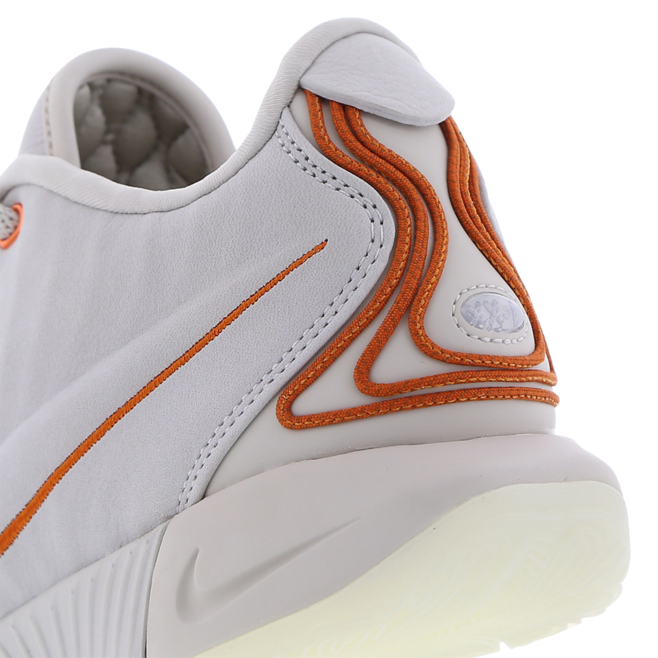 Nike LeBron XXI