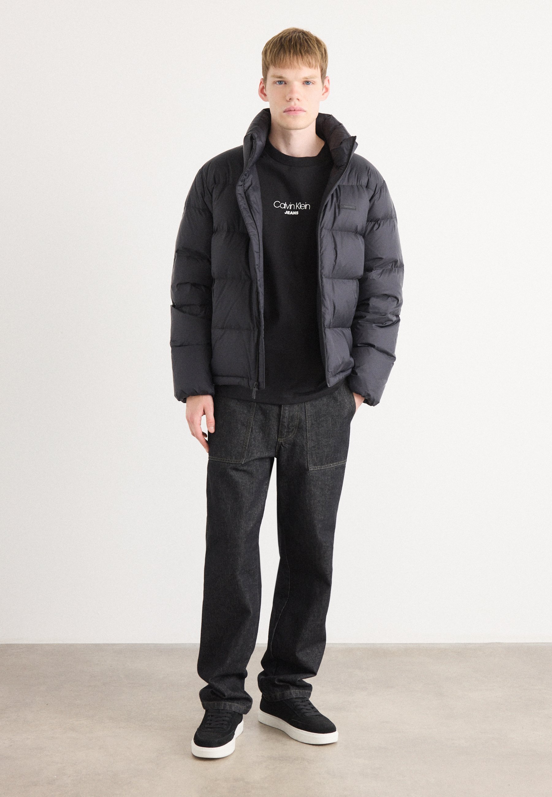 PUFFER - Péřová bunda - black