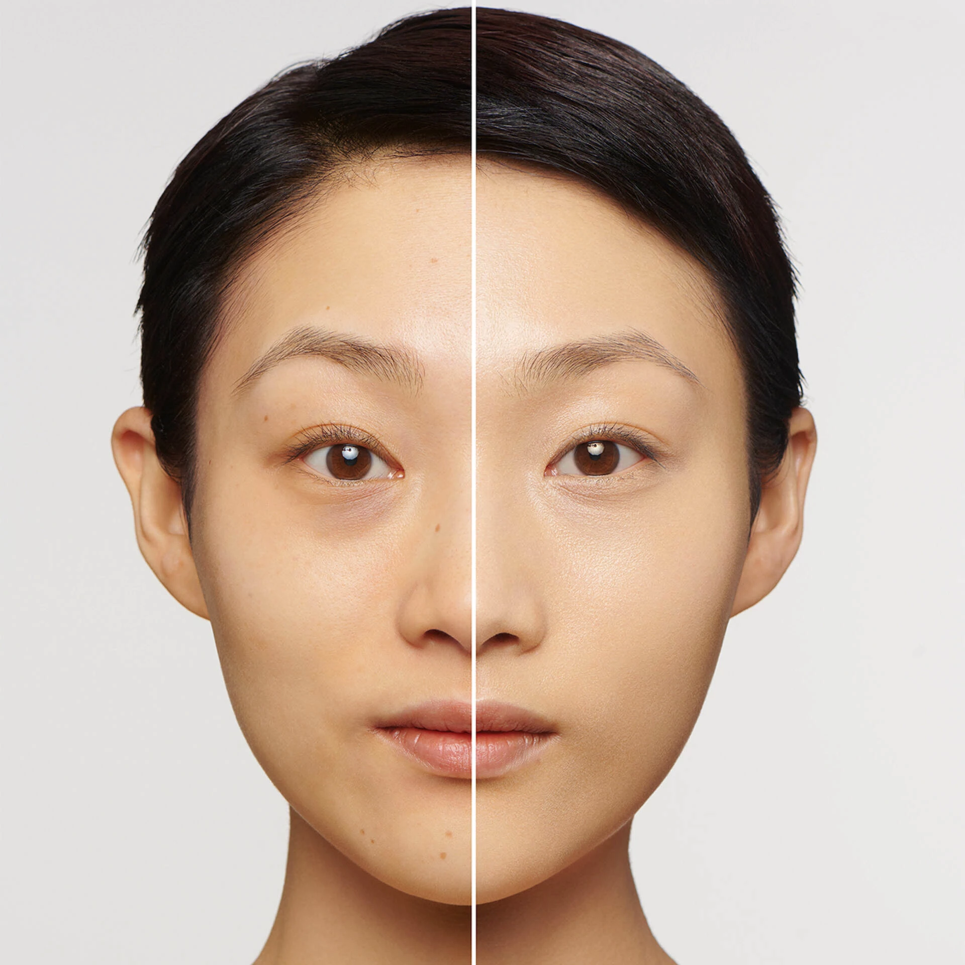 Színezett Oleo-Serum alapozó 02 - Clarins