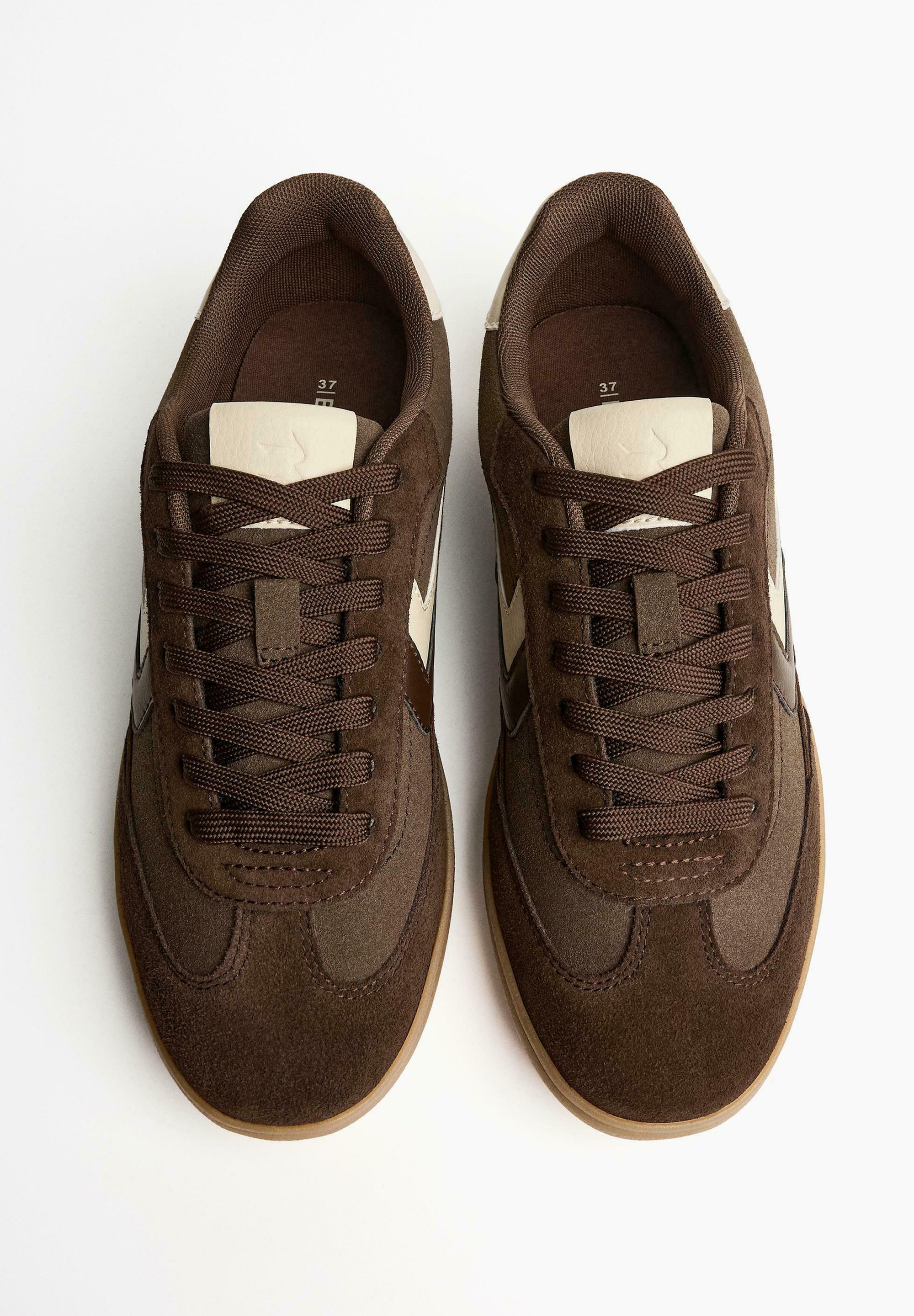 Bershka sneakers - bruin