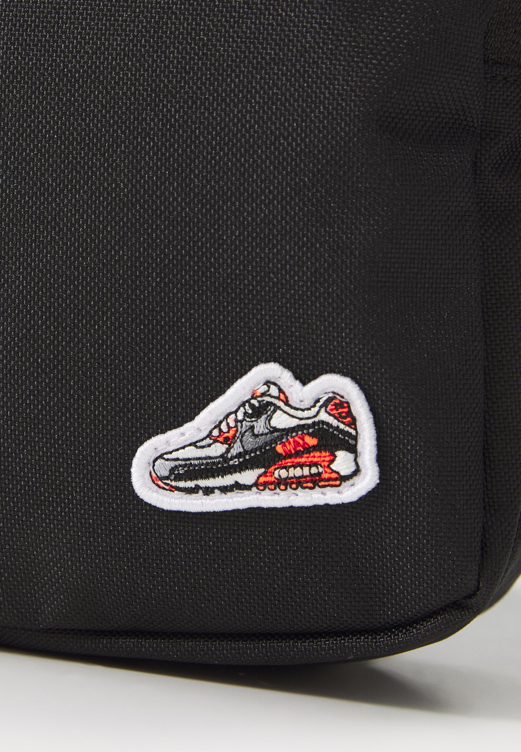 Nike Sportswear schouder- en crossbodytassen