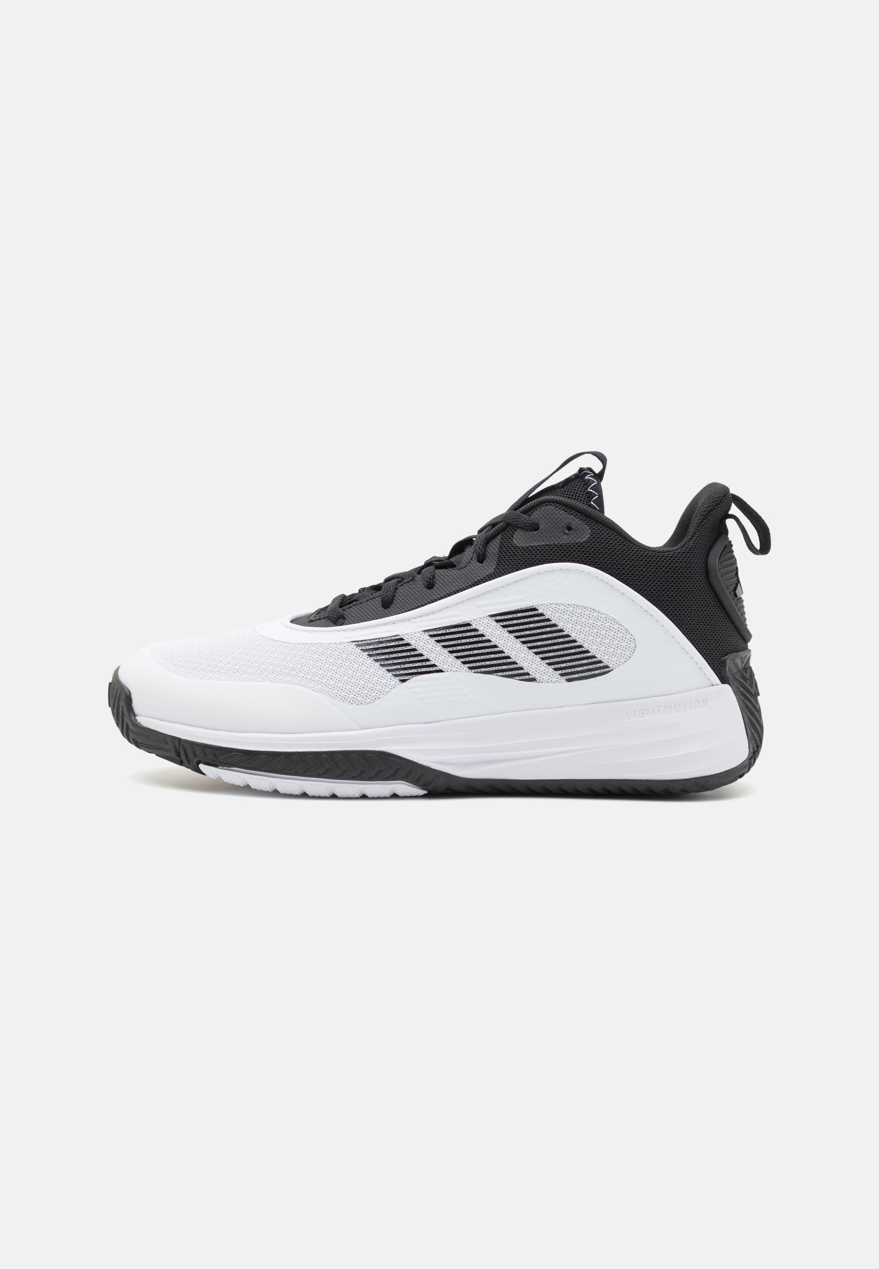 adidas Performance OWN THE GAME 3 - Basketbalschoenen - wit/core black