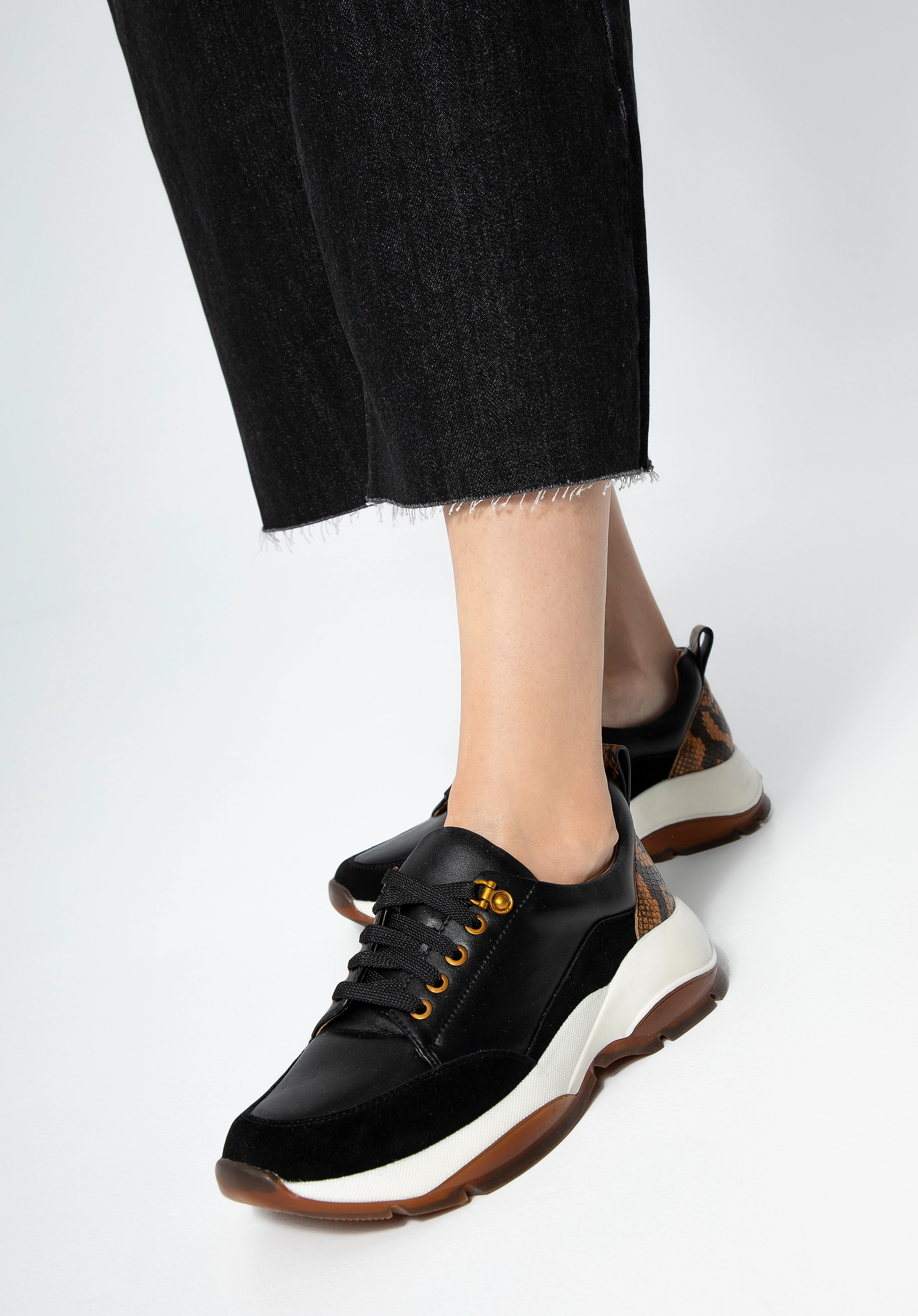 Damskie sneakersy z motywem zwierzęcym czarno - brązowe