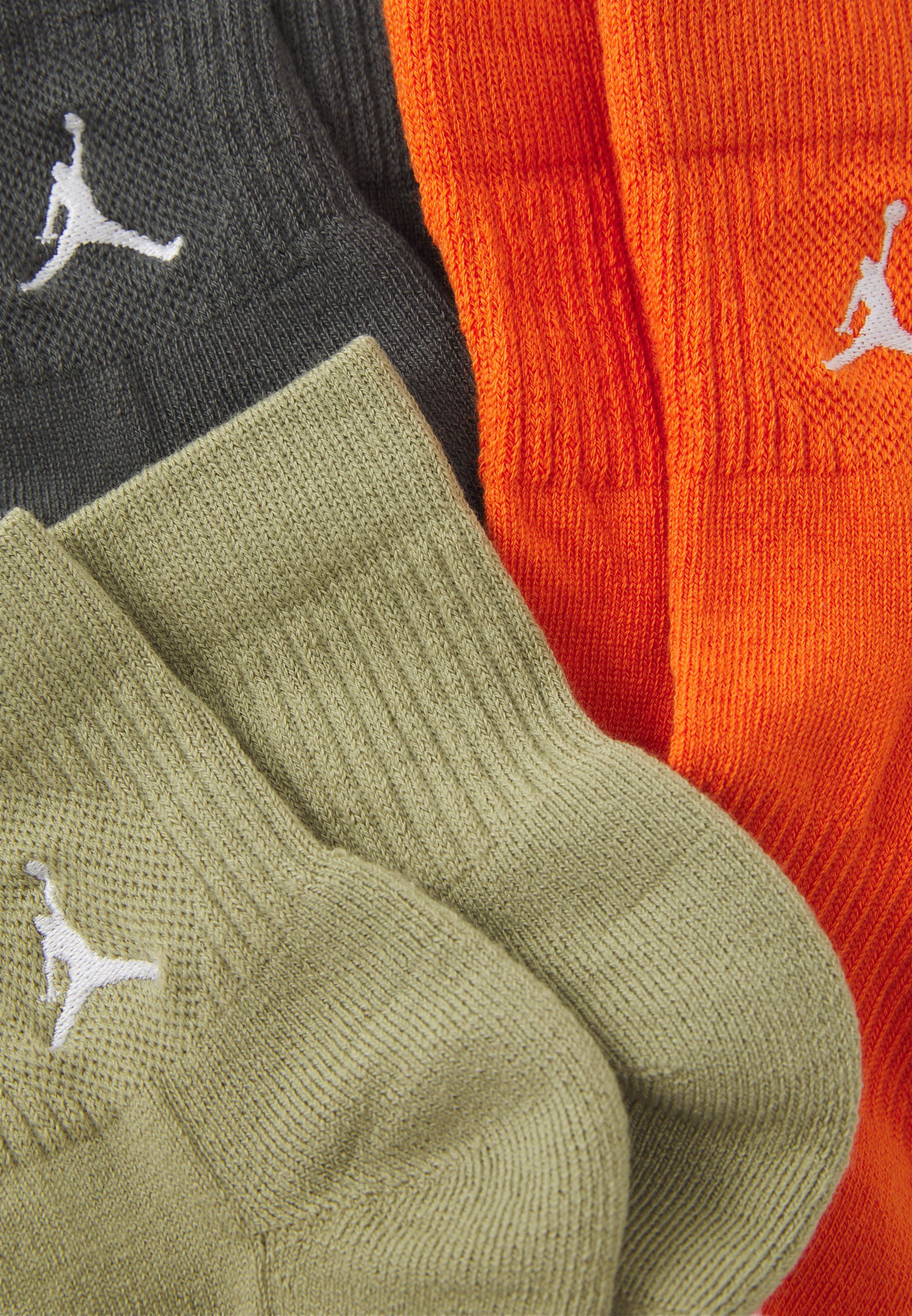 Jordan EVERYDAY CUSH ANKLE UNISEX 3 PACK - Skarpety sportowe - średni khaki/żelaznoszary/starfishwhite