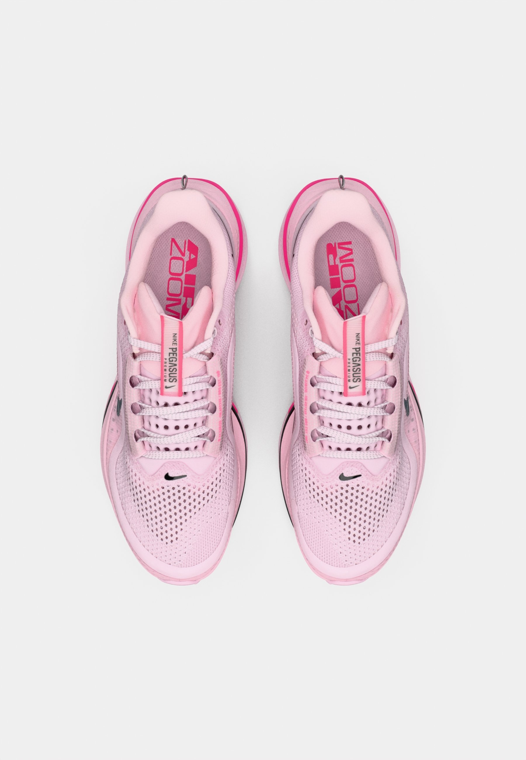Nike Performance PEGASUS PREMIUM - Buty do biegania po asfalcie - różowa pianka/off noir/czarne/hyper pink
