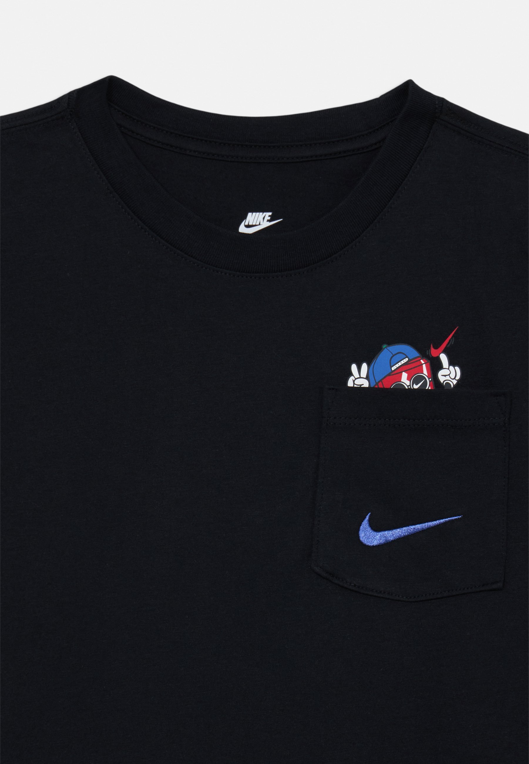 Nike Sportswear TEE BOXY UNISEX - Printtipaita - black