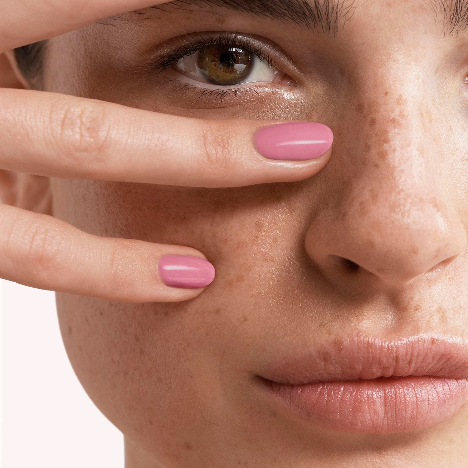 Pink Gellac UV Nail Polish Gélový lak na nechty - 15ml