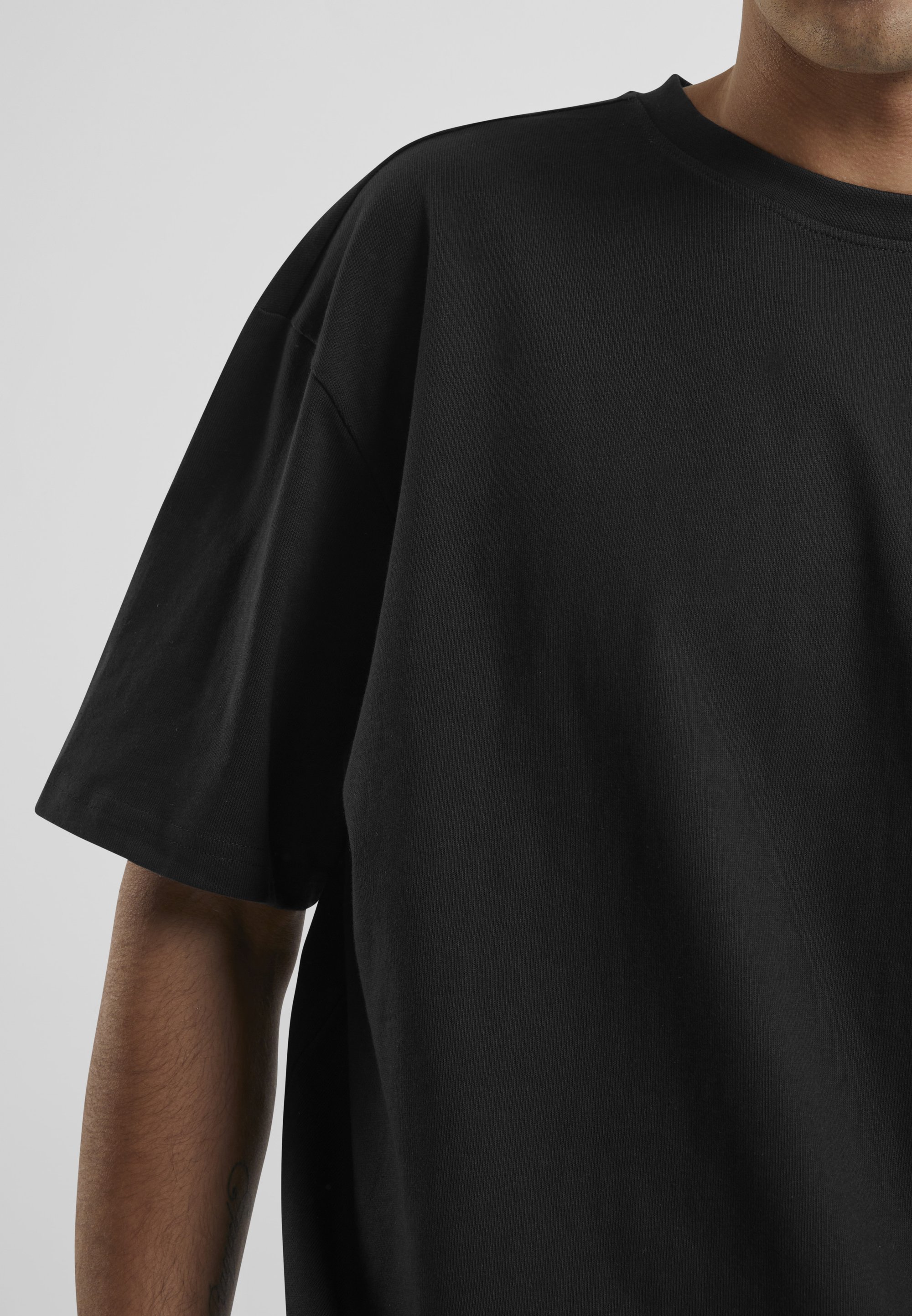 Urban Classics HEAVY - Camiseta básica - preta