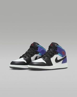 Air Jordan 1 Mid Older Kids' Shoes