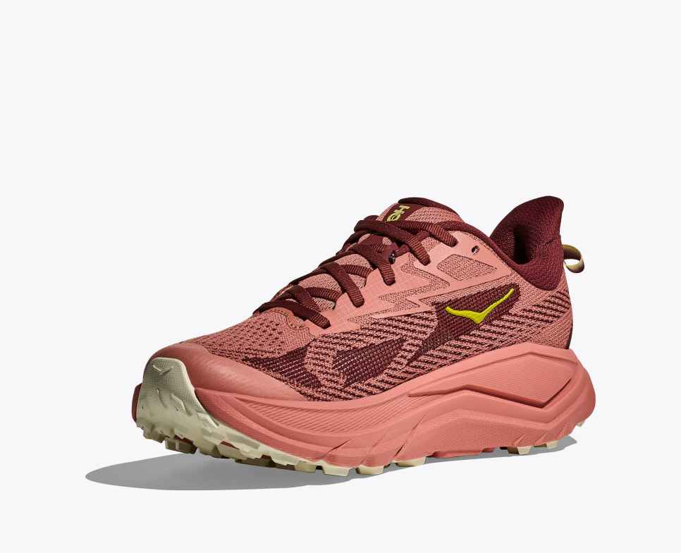 HOKA Challenger 8 Blush / Cedro Escuro