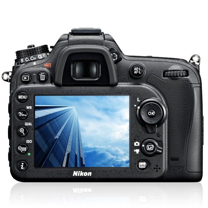 NIKON D7100 Naked Reflex - Sensore Expeed 3 da 24 MP in formato DX